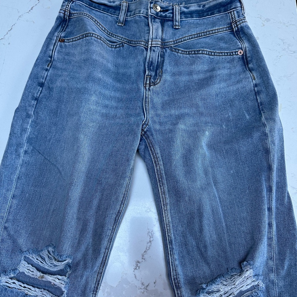 Women’s Blue Distressed Mom Jeans